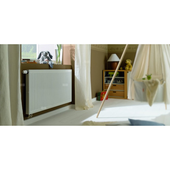 Grzejnik płytowy typ 12 KERMI X2 Profil-V, prawy, z osłonami wym. 750 x 2300 mm, kolor biały, moc 3393 W