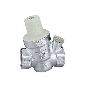 Regulator ciśnienia CALEFFI 5334 mosiądz (niklowanie), GW 1/2'', 16 bar, wersja skośna