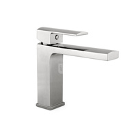 V Bateria umywalkowa stojąca z automatycznym korkiem spustowym